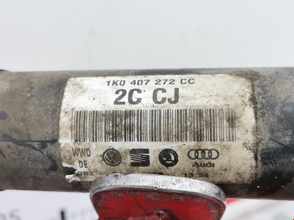 Полуось (привод, приводной вал) передняя правая VOLKSWAGEN Caddy III 2004-2015