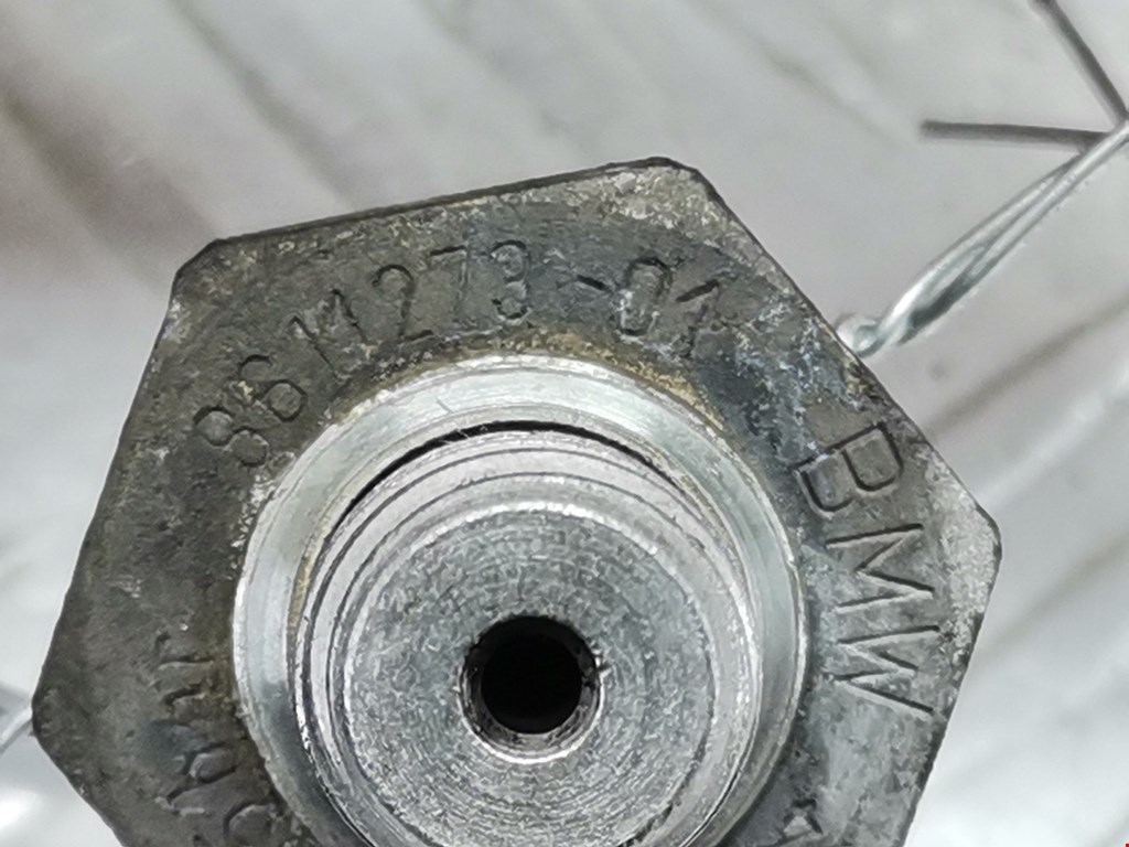 Датчик давления масла BMW 3er F30/F31/F80 2011-2019