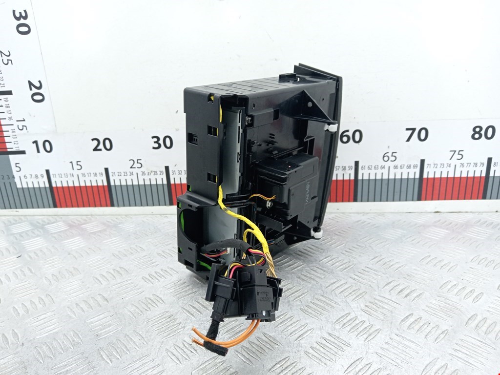 Ченджер компакт дисков MERCEDES-BENZ E-Class W211, S211 2002-2009