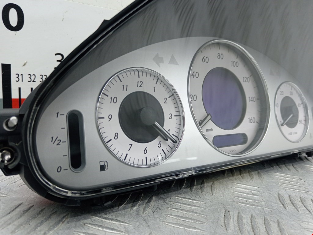 Панель приборов (щиток) MERCEDES-BENZ E-Class W211, S211 2002-2009