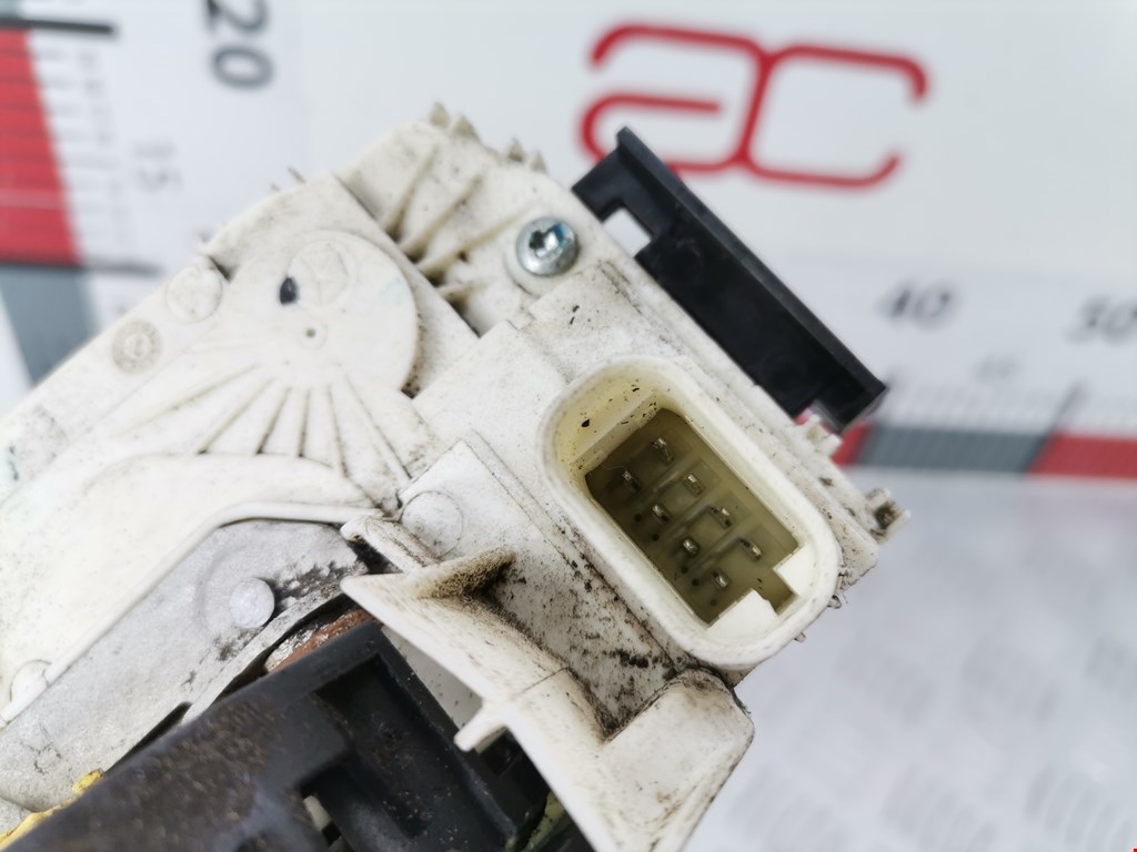 Замок двери задней правой JEEP Compass 2006-2016