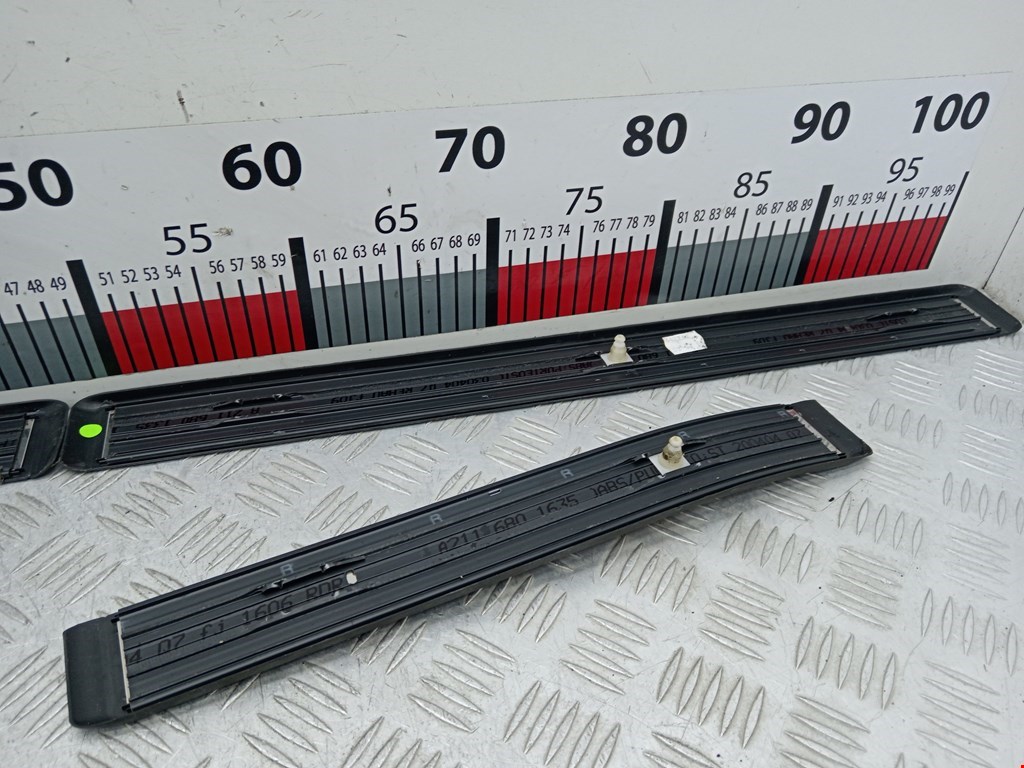 Накладка порога (внутренняя) MERCEDES-BENZ E-Class W211, S211 2002-2009