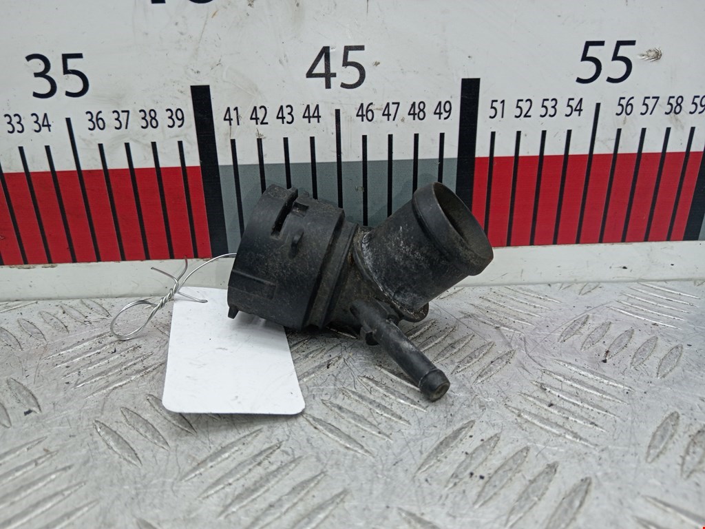 Тройник системы охлаждения VOLKSWAGEN Caddy III 2004-2015