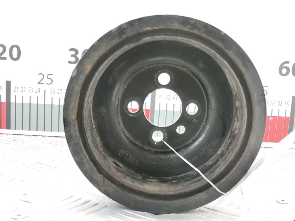 Шестерня коленвала (шкив) VOLKSWAGEN Passat B6 2005-2011