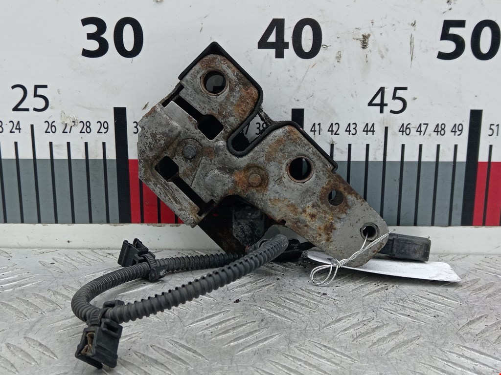 Замок капота VOLKSWAGEN Caddy III 2004-2015