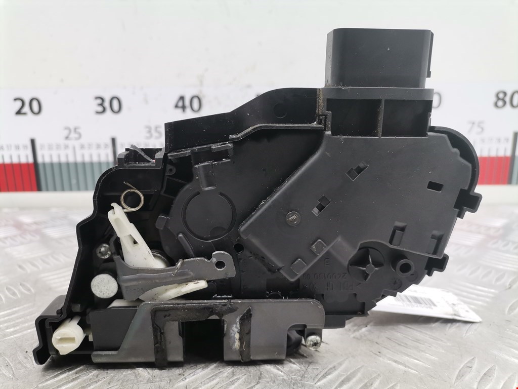 Замок двери задней левой FORD Focus II 2005-2011
