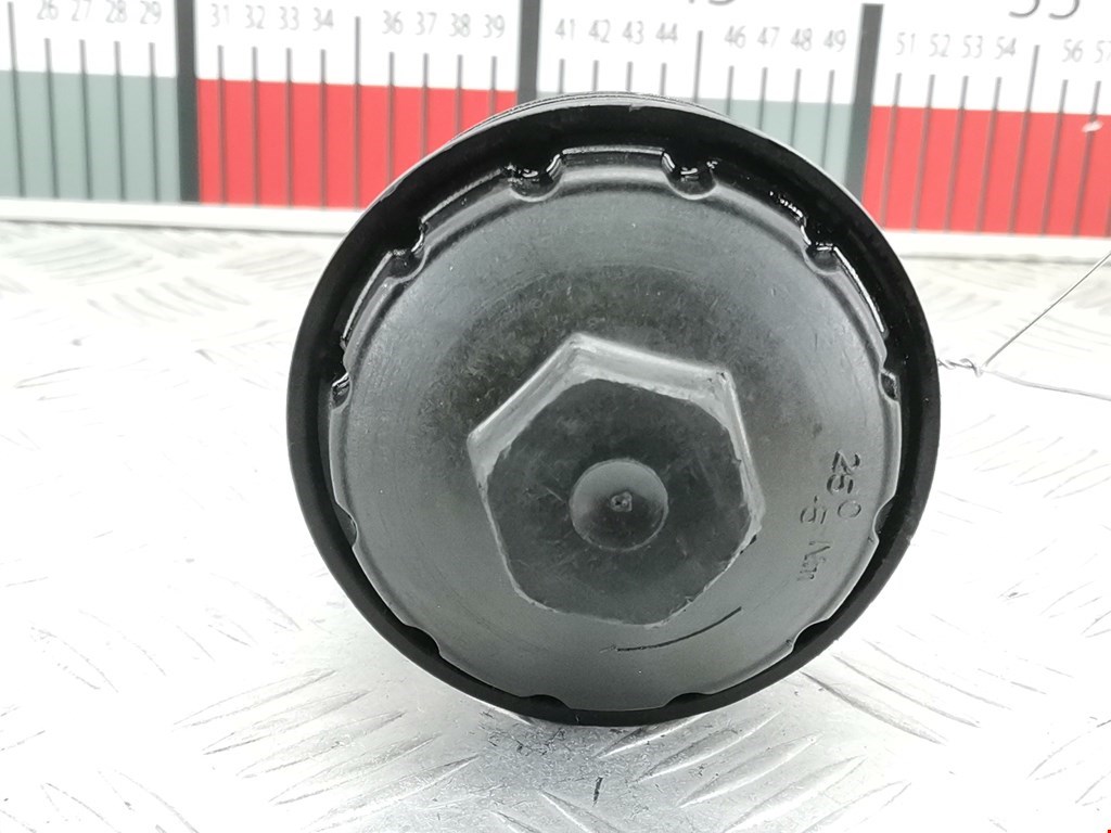 Крышка масляного фильтра VOLKSWAGEN Passat B6 2005-2011