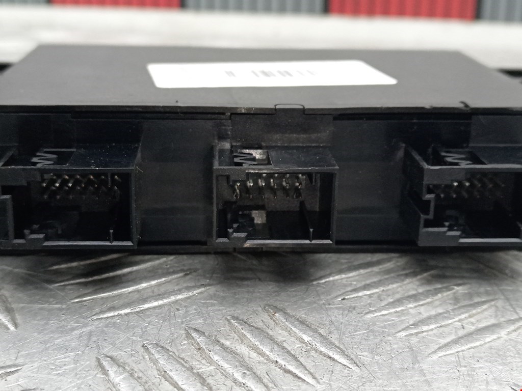 Блок управления парктрониками BMW X3 E83 2003-2010