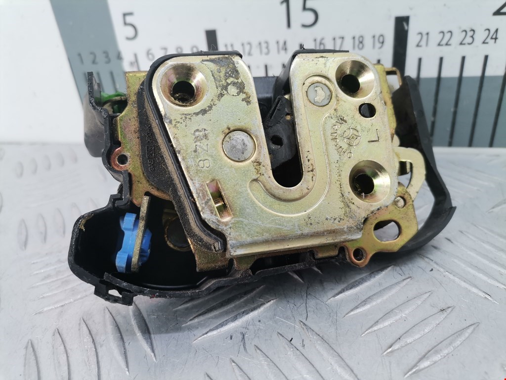 Замок двери передней левой SUBARU Legacy 1998-2004