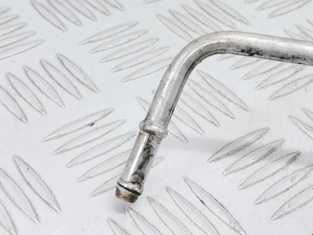 Патрубок VOLKSWAGEN Passat B6 2005-2011