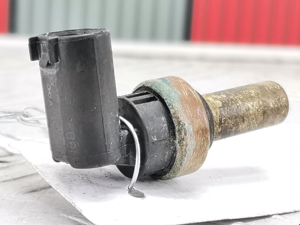 Датчик температуры (охлаждающей жидкости) OPEL Astra H/Family 2004-2015