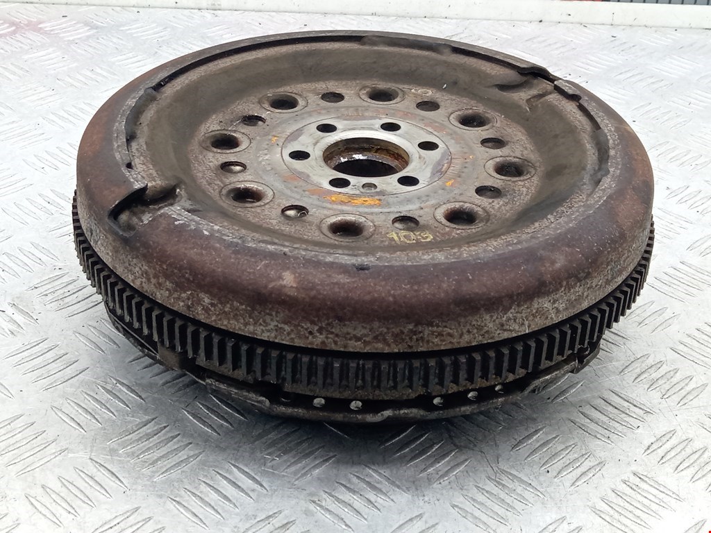 Маховик (демпфер сцепления) VOLKSWAGEN Tiguan 2007-2018