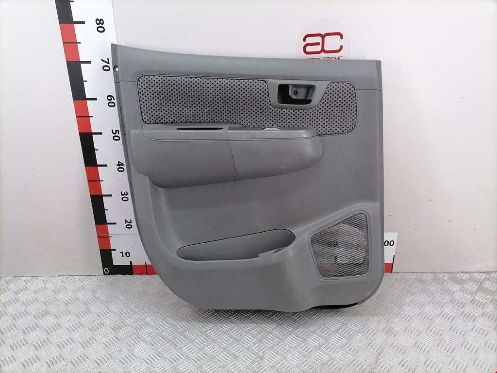 Обшивка двери задняя левая TOYOTA Hilux VII AN10 AN 20 AN30 2005-2015