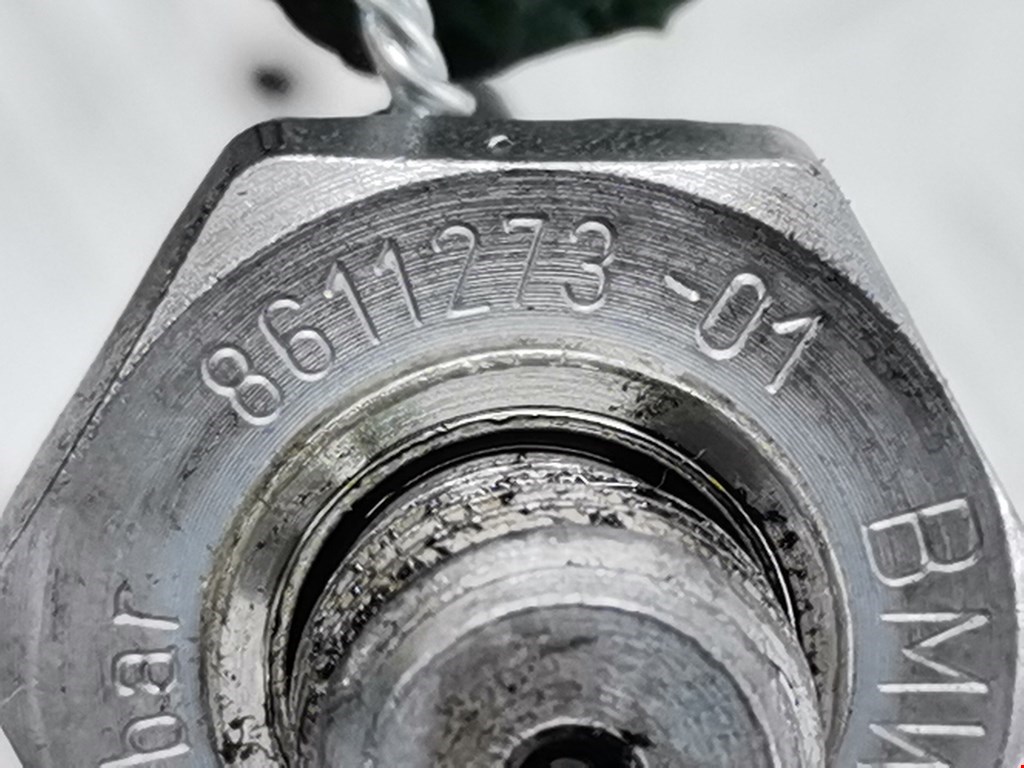 Датчик давления масла BMW 3er F30/F31/F80 2011-2019