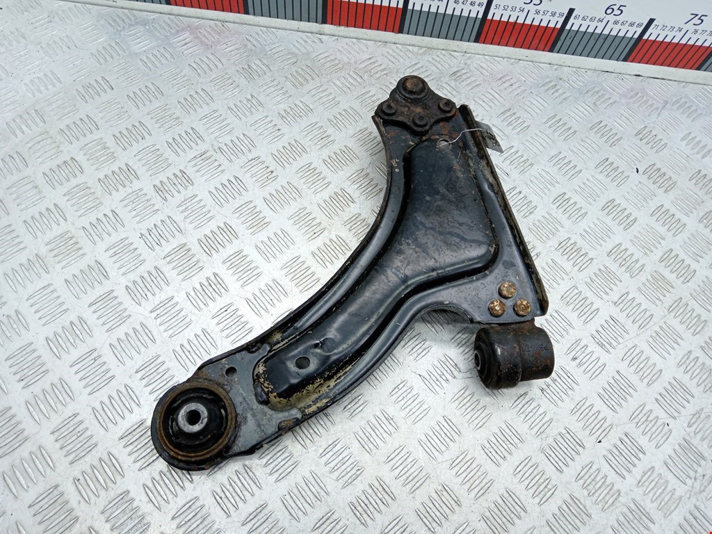 Рычаг передний правый OPEL Corsa C 2000-2006