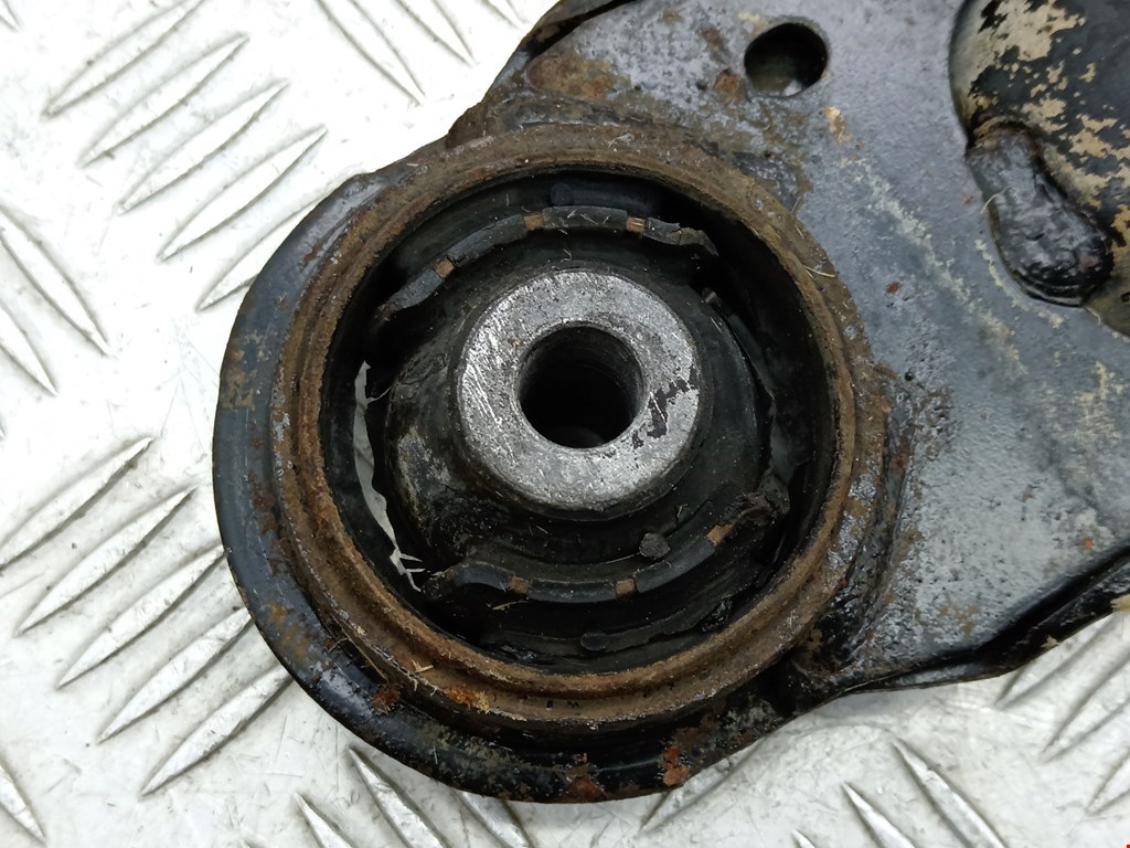 Рычаг передний правый OPEL Corsa C 2000-2006