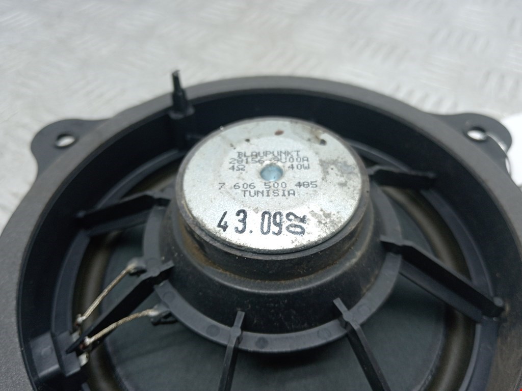 Динамик NISSAN Qashqai J10 2006-2013