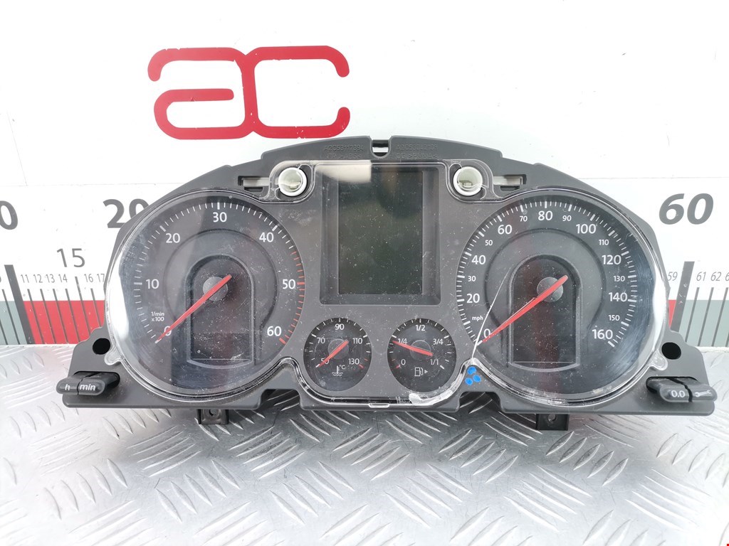 Панель приборов (щиток) VOLKSWAGEN Passat B6 2005-2011