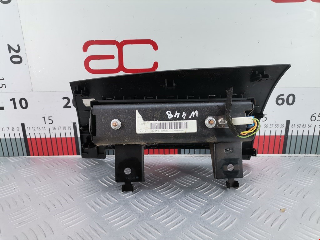 Подушка безопасности нижняя (для колен) PEUGEOT 207 2006-2015