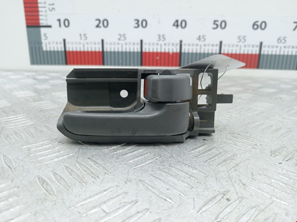 Ручка дверная передняя внутренняя правая TOYOTA Hilux VII AN10 AN 20 AN30 2005-2015