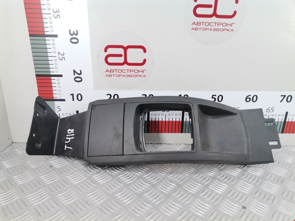 Консоль VOLKSWAGEN Polo IV 2001-2009