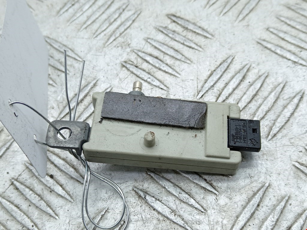 Усилитель антенны BMW X5 E53 1999-2006