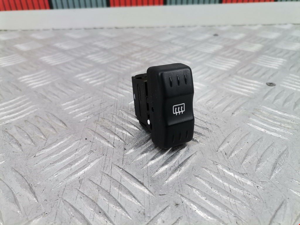 Кнопка подогрева (обогрева) заднего стекла Renault Logan 1 (2004-2015)