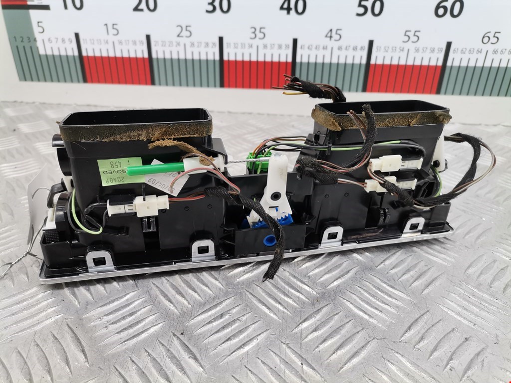 Дефлектор воздушный LAND ROVER Range Rover 2002-2012