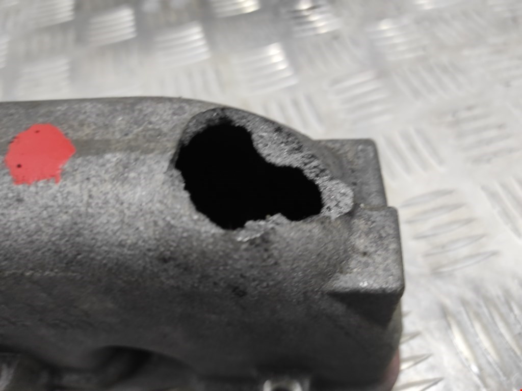 Коллектор впускной AUDI A4 B6 2001-2005