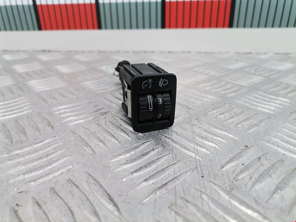 Кнопка корректора фар VOLKSWAGEN Passat B6 2005-2011