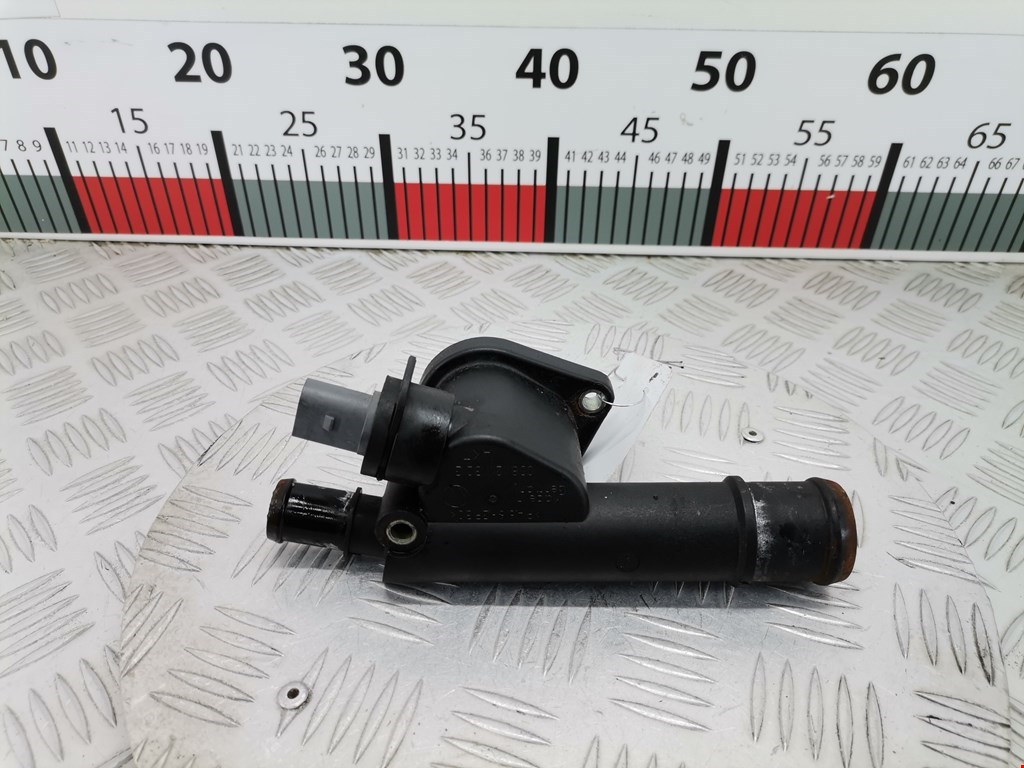 Тройник системы охлаждения VOLKSWAGEN Golf V 2003-2009