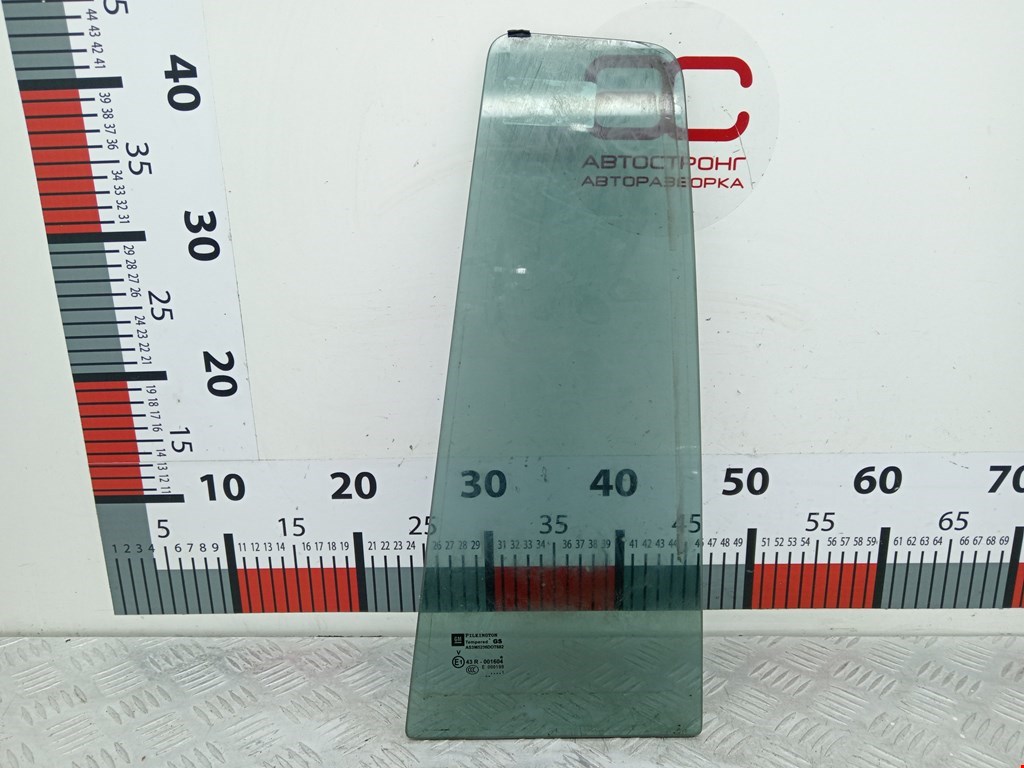 Стекло двери задней левой (форточка) Opel Zafira B (2005-2014)