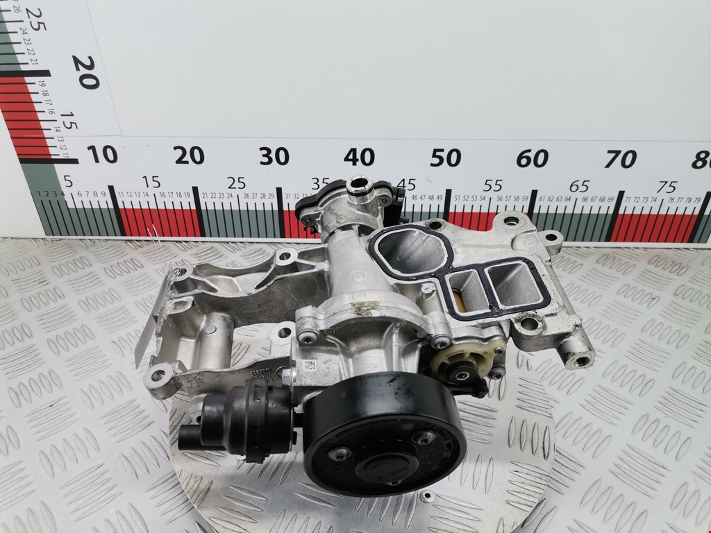 Насос водяной (помпа) BMW 3er G20 2018-н.в.