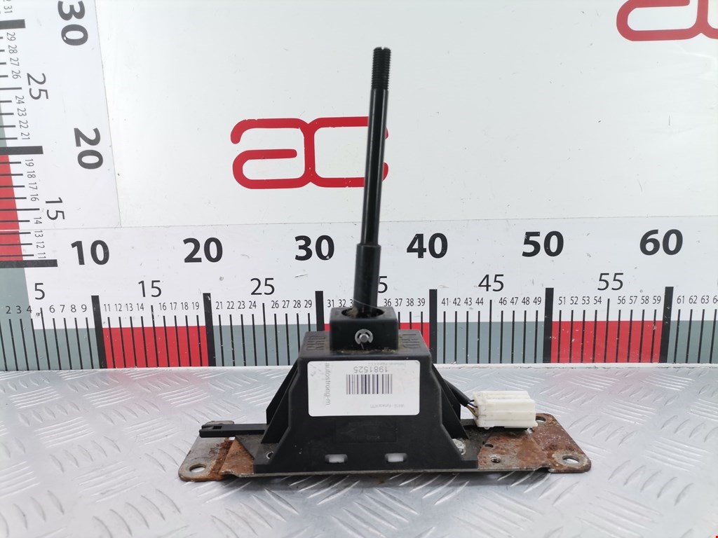 Кулиса (селектор) АКПП/МКПП в салоне MITSUBISHI Pajero IV 2006-2022