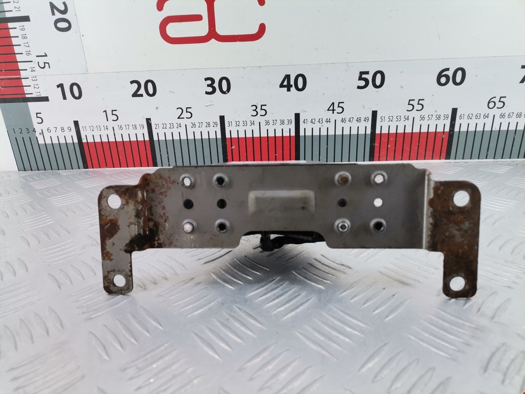 Кулиса (селектор) АКПП/МКПП в салоне MITSUBISHI Pajero IV 2006-2022