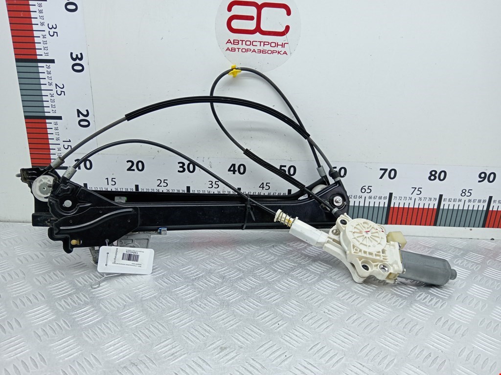 Стеклоподъемник передний левый MERCEDES-BENZ CLK-Class W209 2002-2009