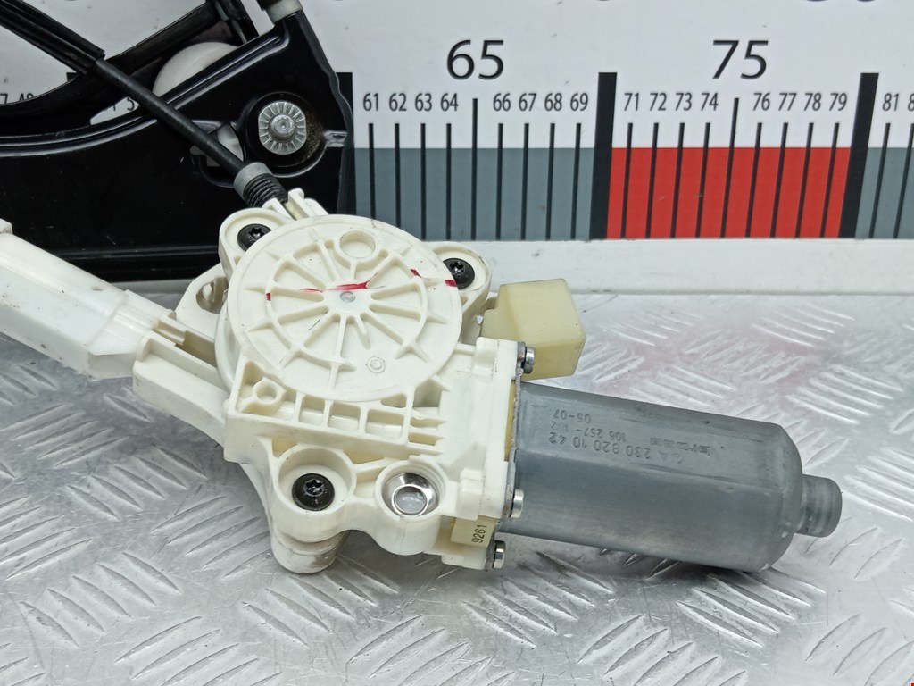 Стеклоподъемник передний левый MERCEDES-BENZ CLK-Class W209 2002-2009