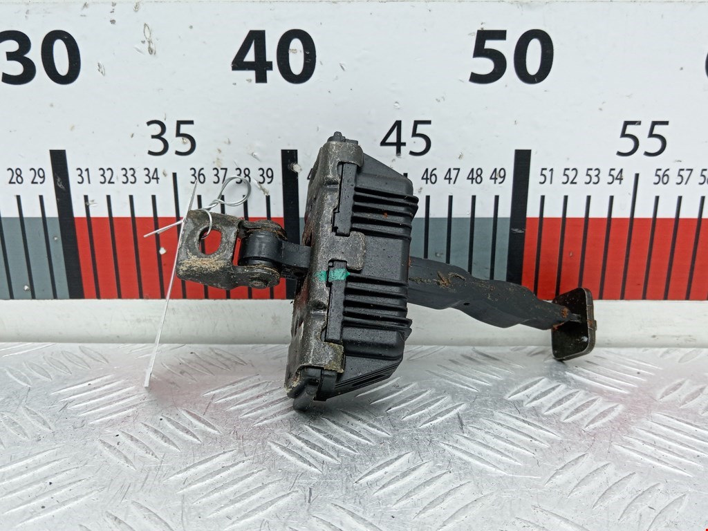 Ограничитель открывания двери BMW X5 E53 1999-2006