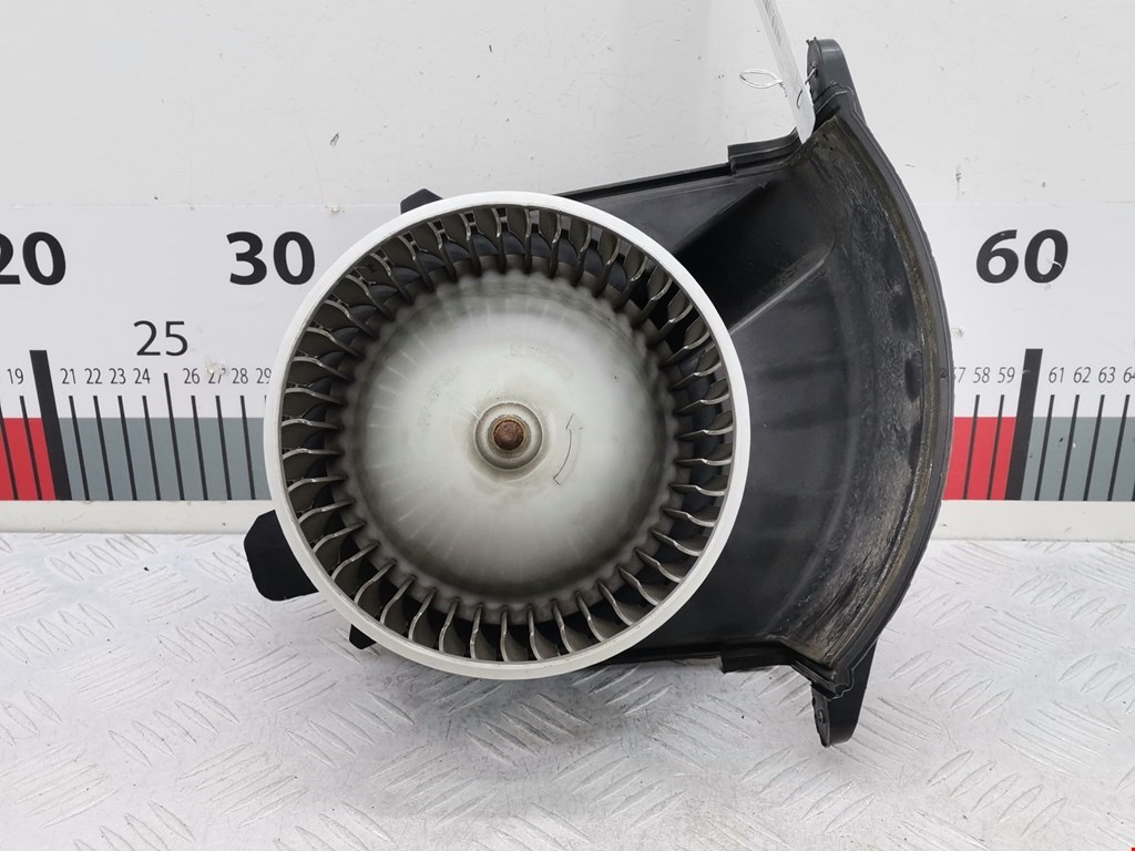 Моторчик (мотор) отопителя салона RENAULT Master 2010-н.в.