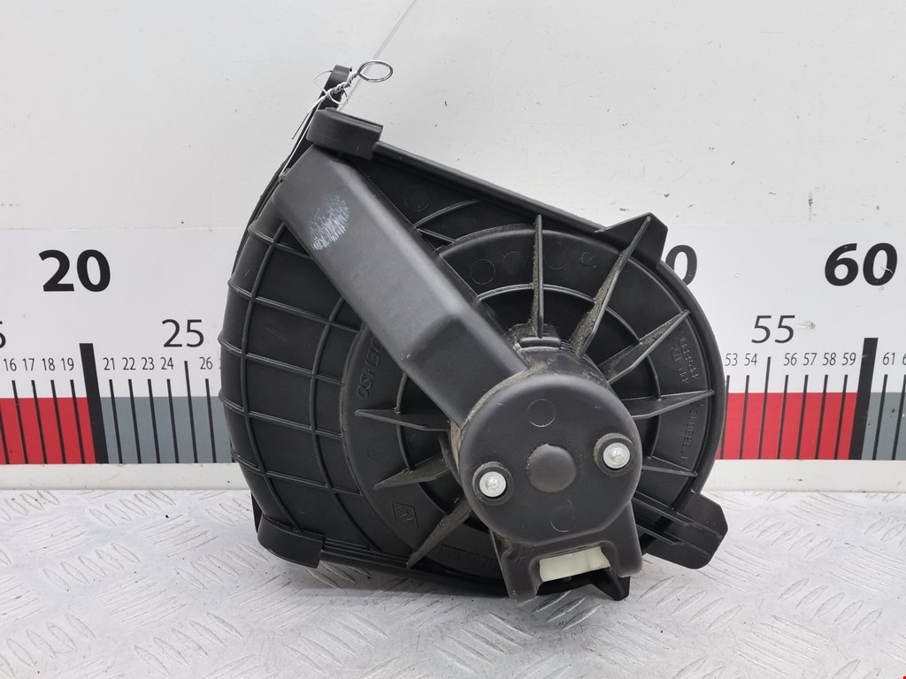 Моторчик (мотор) отопителя салона RENAULT Master 2010-н.в.