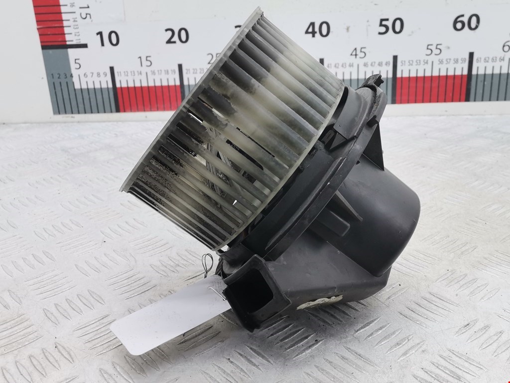 Моторчик (мотор) отопителя салона VOLKSWAGEN Crafter 2006-2016