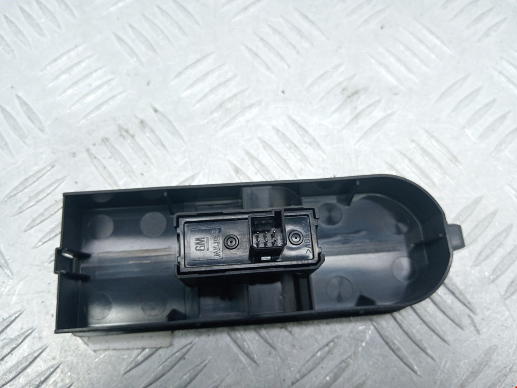 Кнопка стеклоподъемника OPEL Zafira B 2005-2012