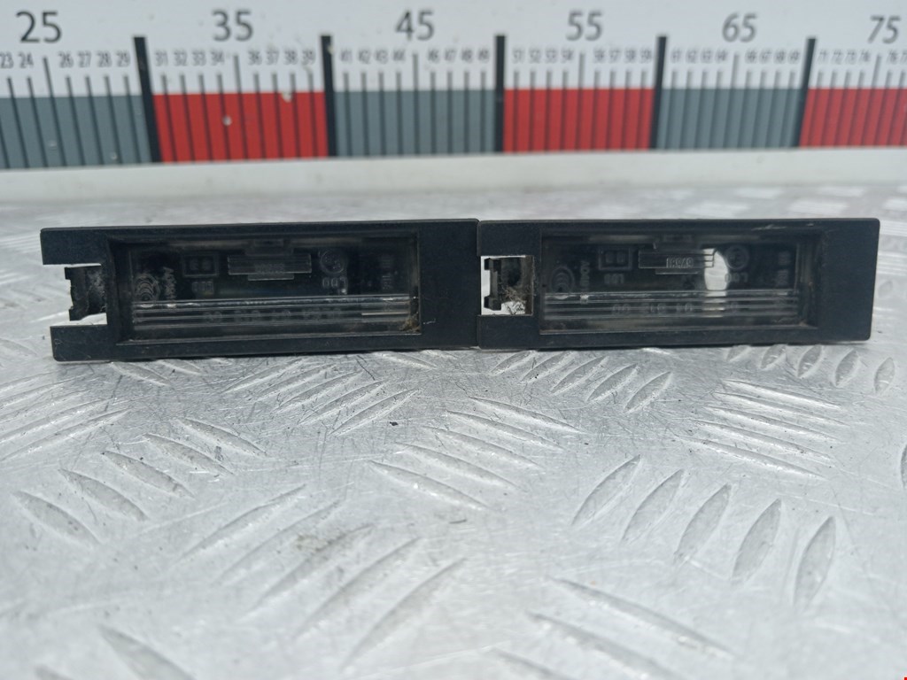 Фонарь подсветки номера OPEL Zafira B 2005-2012