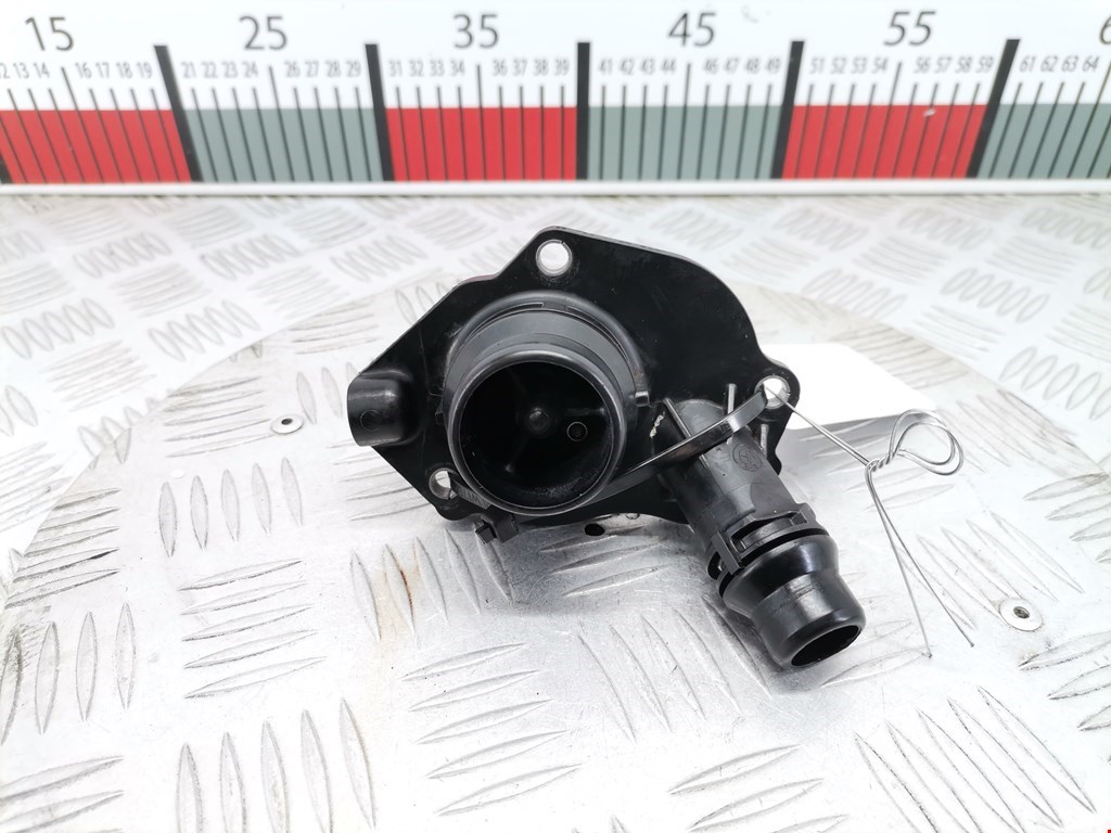 Корпус термостата BMW 5er 5 серия F10/F11/F07 2009-2017
