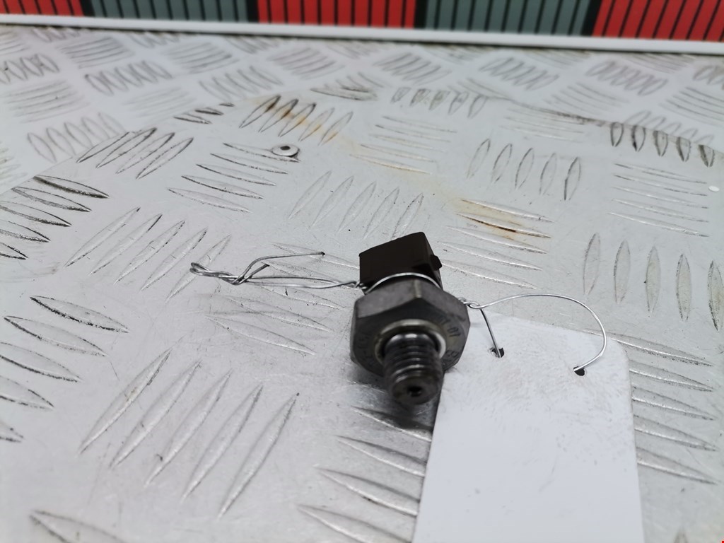 Датчик давления масла BMW 5er 5 серия F10/F11/F07 2009-2017