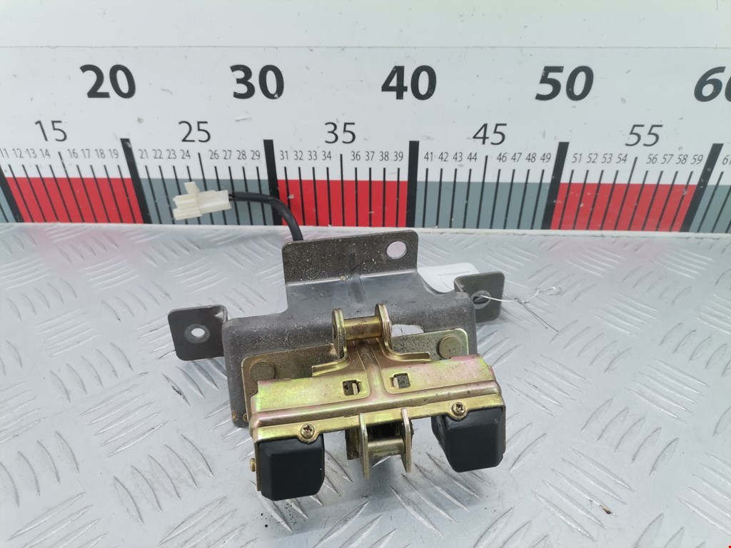 Замок багажника (крышки двери) OPEL Frontera B 1998-2004