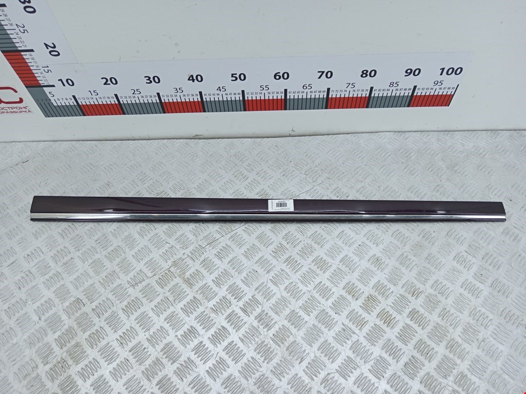 Накладка декоративная (молдинг) двери передней левой Mercedes E-Class (W211) (2002-2009)