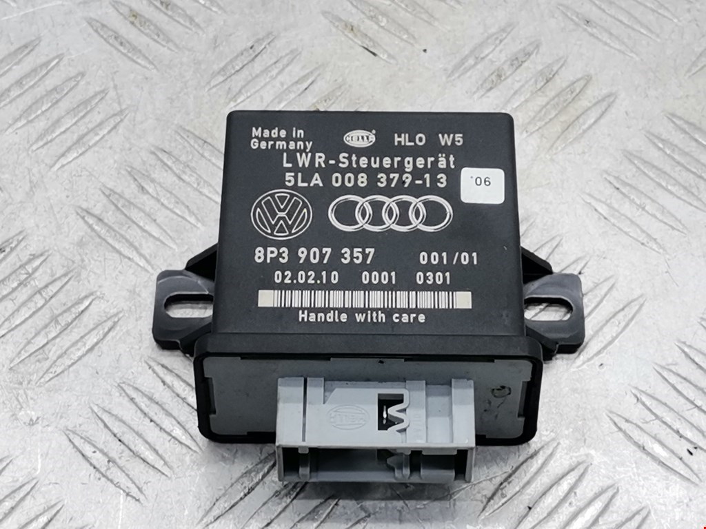 Блок управления светом AUDI A3 8P 2003-2013