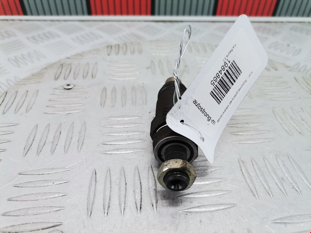 Форсунка дизельная механическая KIA Retona 1998-2003