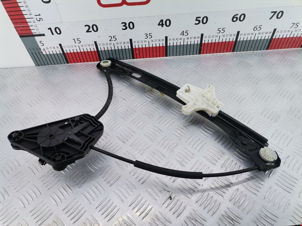 Стеклоподъемник задний левый SKODA Rapid 2012-2020